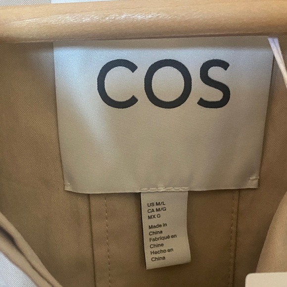 COS CROPPED TRENCH COAT CAPE Light Tan Cape Jacket - Picture 11 of 12